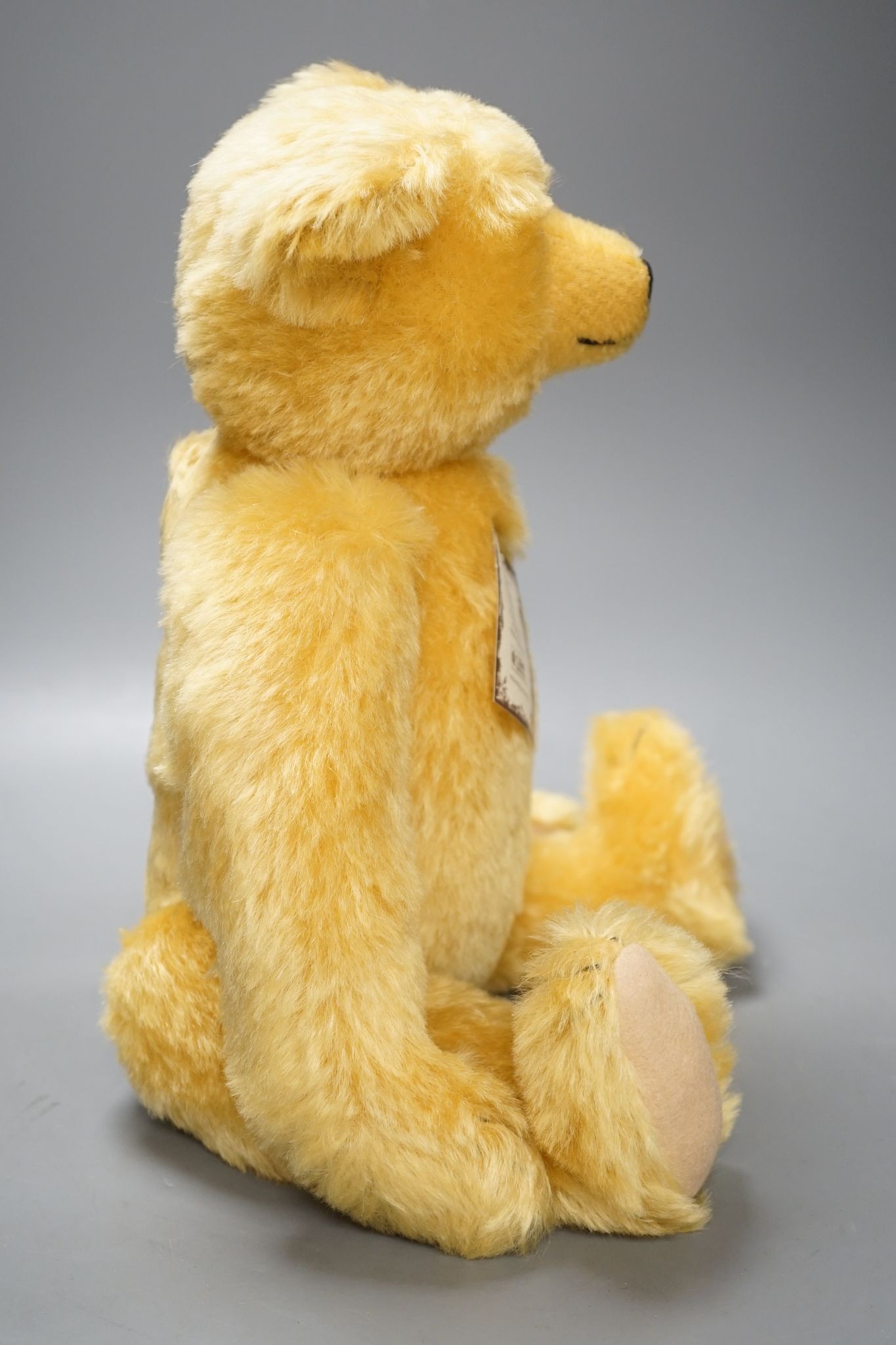 Steiff for British Collectors teddy bear, 2001, with box and certificate Limited Edition 45cm